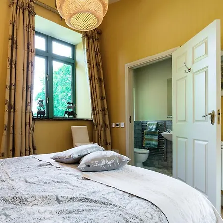 The Manor Stables At Moyglare Manor Apartment